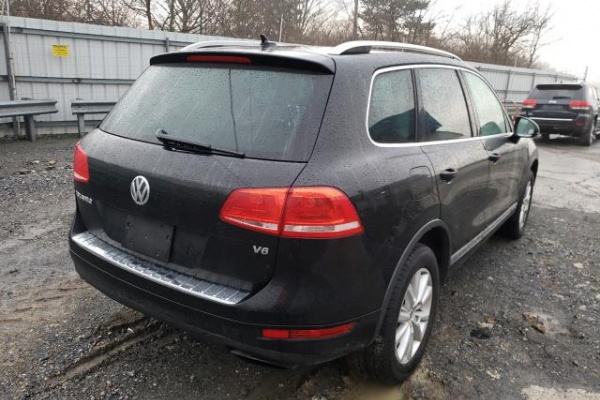 фото Volkswagen TOUAREG V6