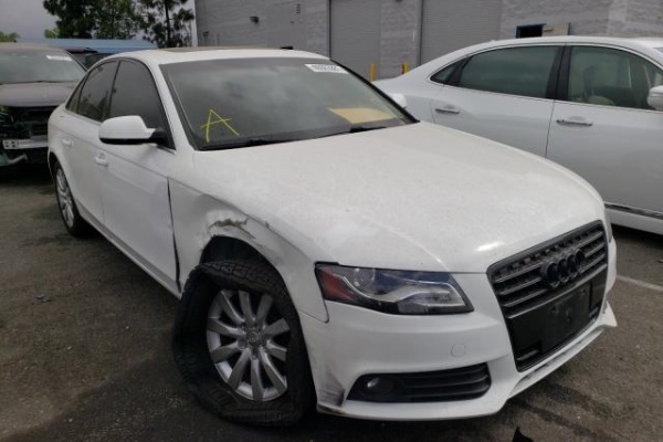 фото Audi A4 Premium