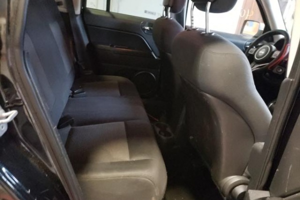 фото Jeep Patriot SPORT