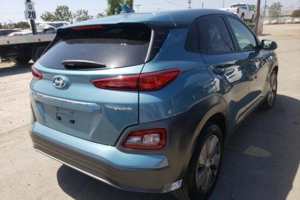фото HYUNDAI KONA LIMITED
