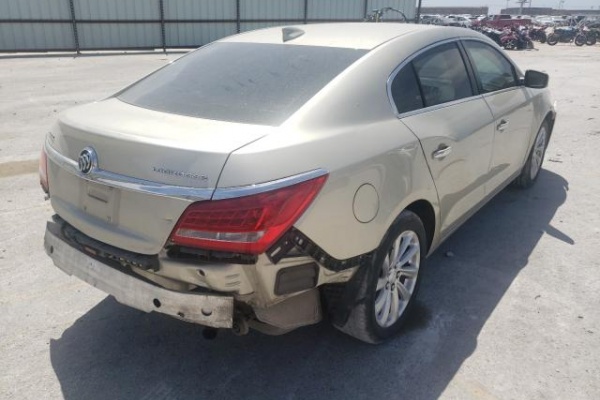 фото Buick LACROSSE
