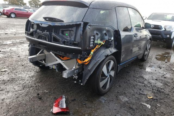 фото BMW I3 BEV