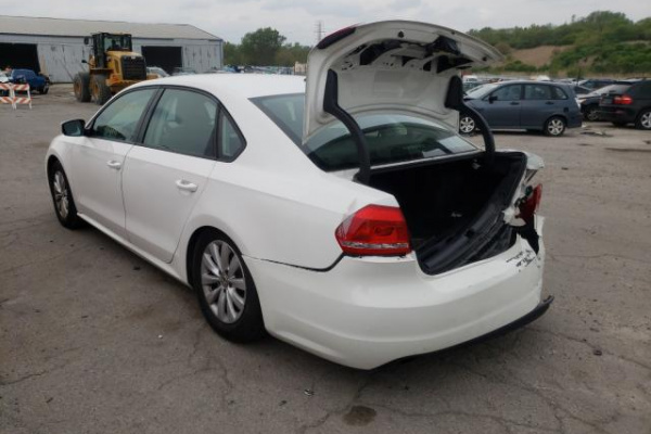 фото Volkswagen Passat S