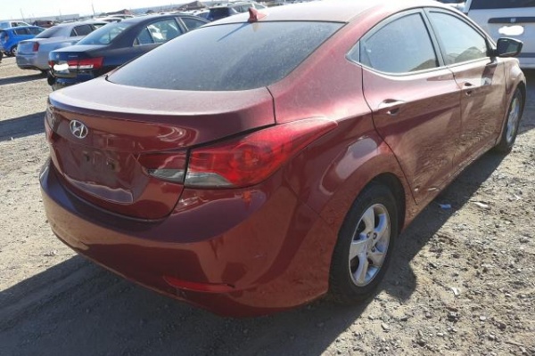 фото Hyundai Elantra SE