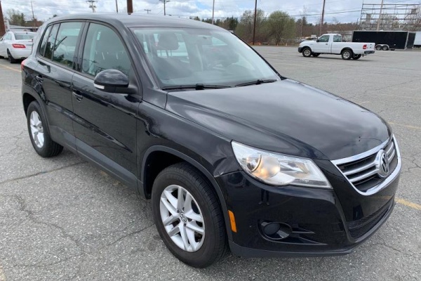 фото Volkswagen Tiguan S