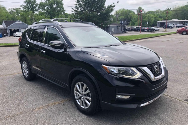 фото Nissan Rogue S