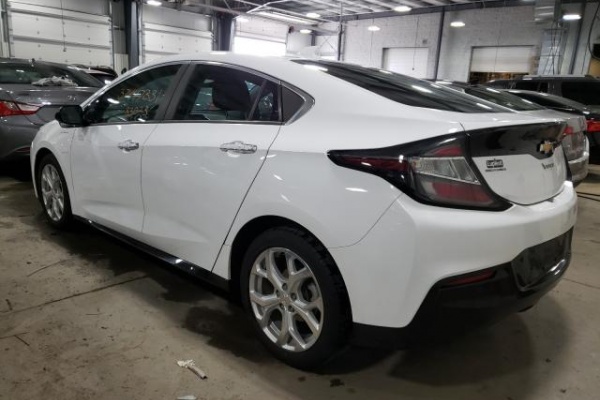 фото Chevrolet Volt PREMIER