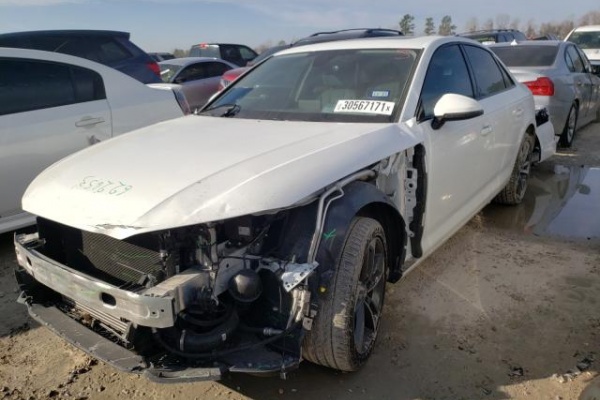 фото Audi A4 Premium