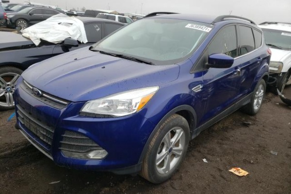 фото Ford Escape SE