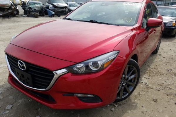 фото Mazda 3 TOURING