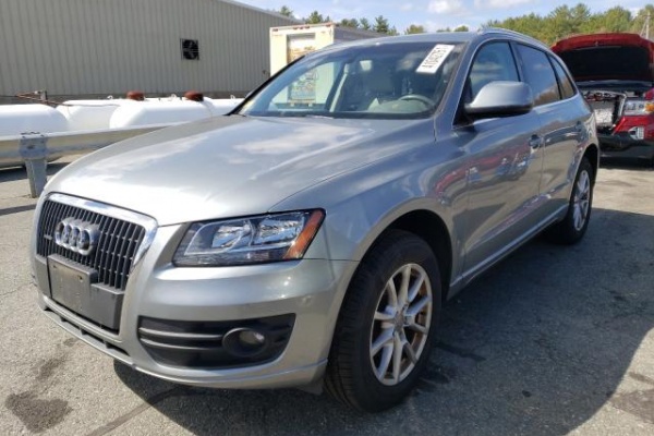 фото Audi Q5 PREMIUM