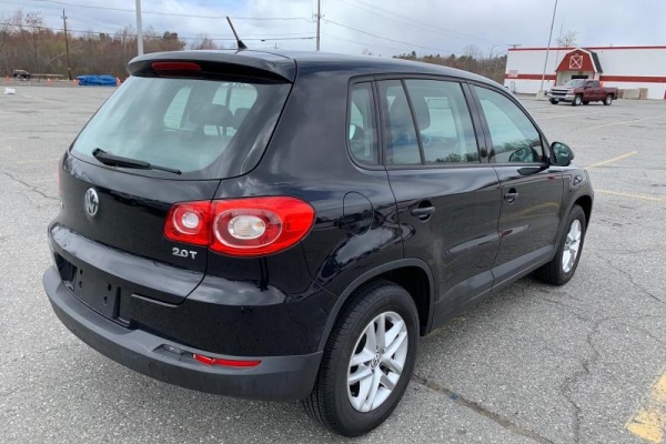 фото Volkswagen Tiguan S