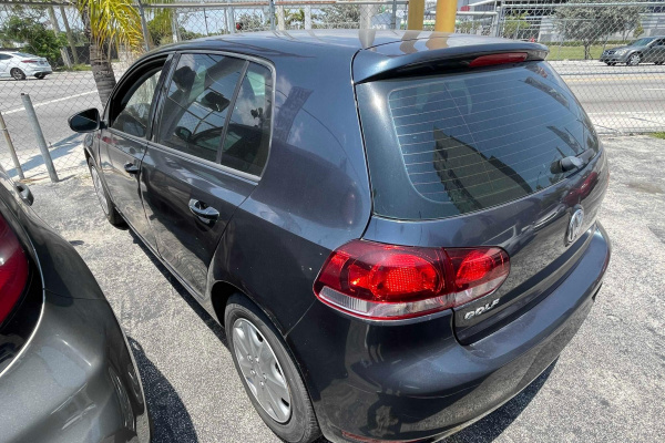 фото Volkswagen golf S