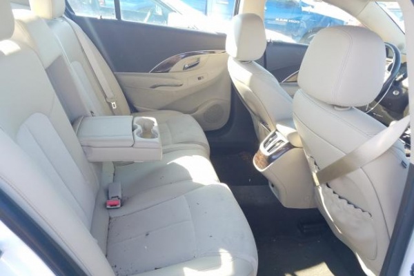 фото Buick LACROSSE