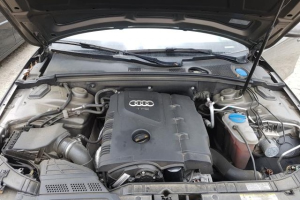 фото Audi A4 Premium