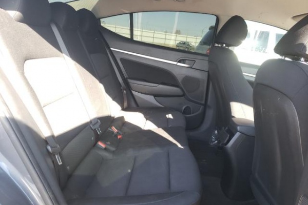 фото Hyundai Elantra SEL